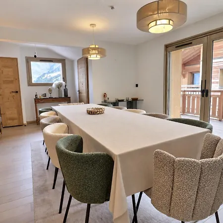 Grand Duplex Confortable - 12 Pers. Les Allues
